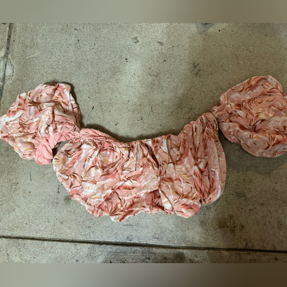 MinkPink Kara Off The Shoulder Top - Picture 4 of 4